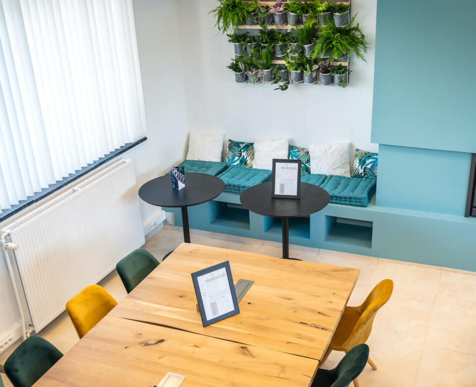 Espace de coworking chaleureux à Rocourt